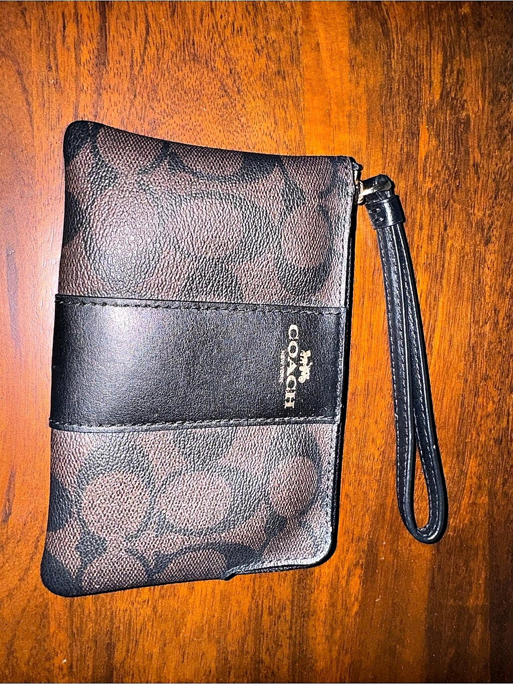 Coach Corner Zip Wristlet In Signature Canvas With Stripe Brown & Black